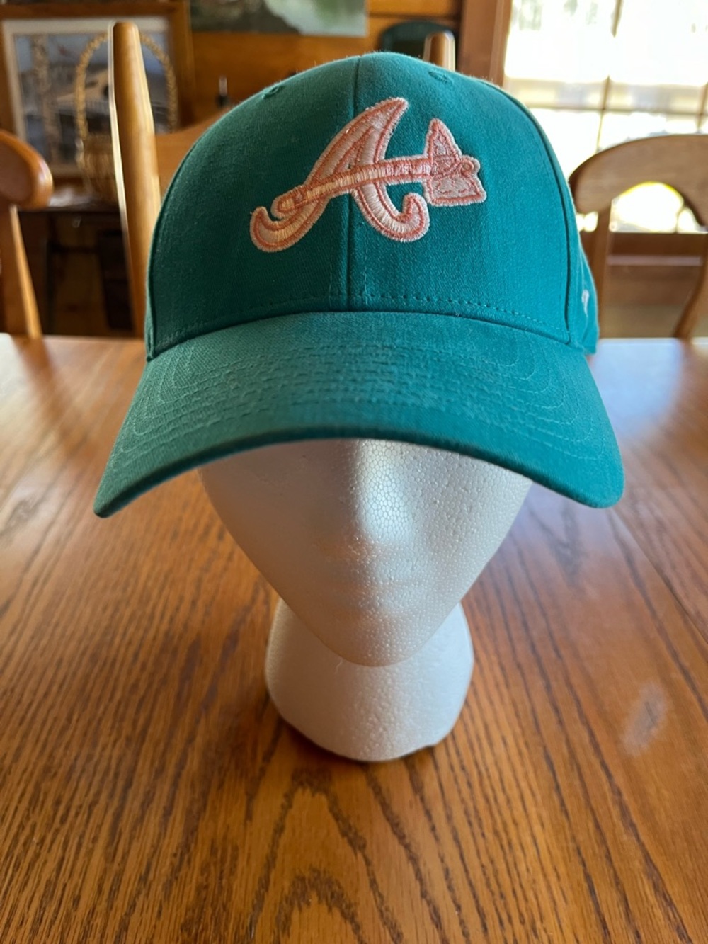 Kid’s Atlanta Braves Turquoise and Pink Adjustable Hat